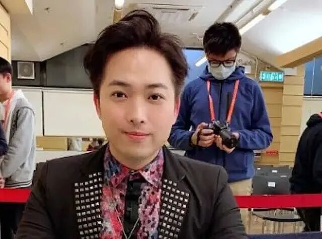令人发指!38岁歌手侵犯多名男学生,被判43个月(组图) - 4