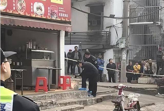 回顾武汉面馆砍头案：因素面涨价一元，食客将老板头剁下扔垃圾桶（组图） - 1