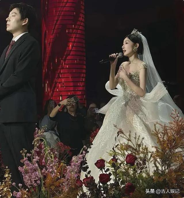 又曝4大瓜！婚前一夜情、张杰官宣退出、吃空饷，个个离谱（组图） - 3