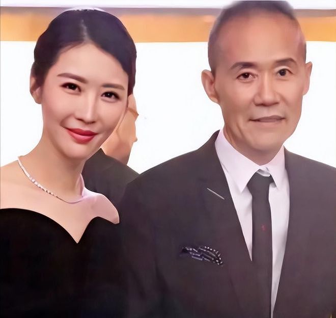 王石田朴珺婚变风波升级，女方整容前旧照被扒，曾为王石跪式服务（组图） - 4