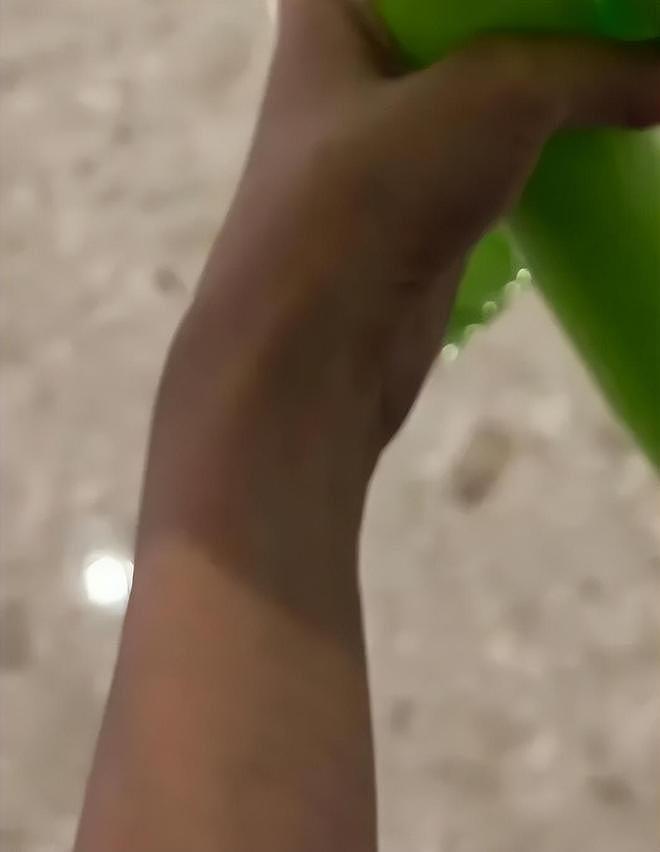 又有大瓜?金子涵拉黑蔡徐坤,女方抑郁退圈,男方被曝过私生活瓜(组图) - 18