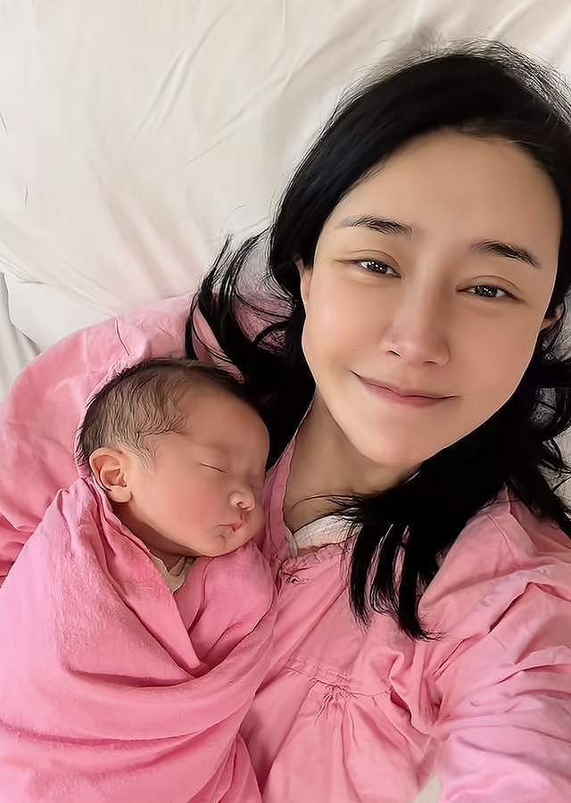 43岁香港过气艳星官宣生子！嫁威海农村小伙，出生便是香港户口（组图） - 6