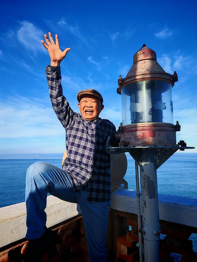 82岁湖北大爷背包独行10年闯世界：解锁四大洲踏遍10余国，一个月花掉近一年退休金，下一站准备征服美洲（组图） - 8