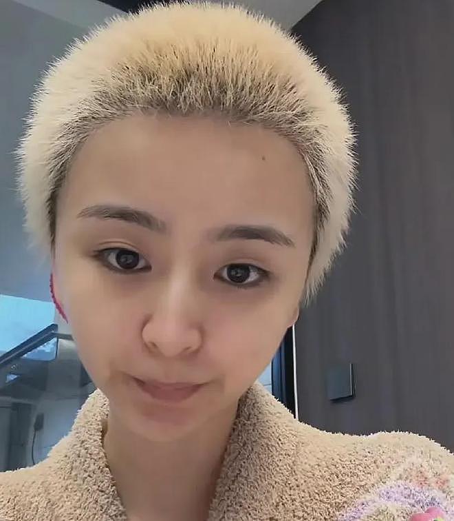 又有大瓜?金子涵拉黑蔡徐坤,女方抑郁退圈,男方被曝过私生活瓜(组图) - 16