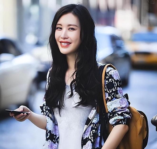 王石田朴珺婚变风波升级，女方整容前旧照被扒，曾为王石跪式服务（组图） - 25