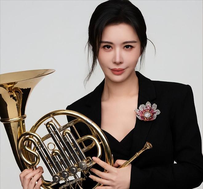 王石田朴珺婚变风波升级，女方整容前旧照被扒，曾为王石跪式服务（组图） - 16