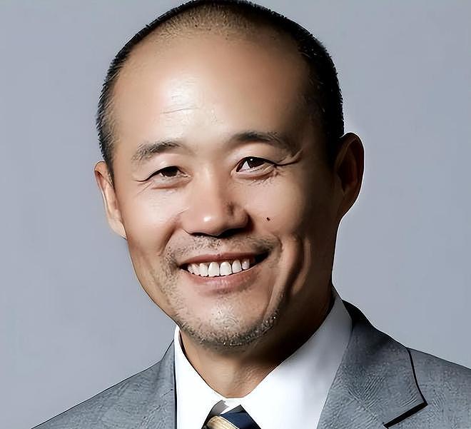 王石田朴珺婚变风波升级，女方整容前旧照被扒，曾为王石跪式服务（组图） - 32