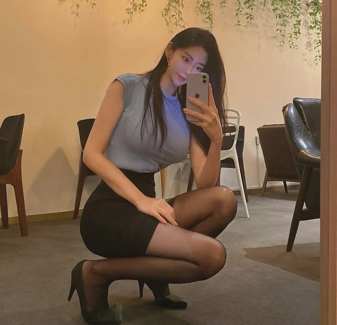 【美女】170cm白领“发育过猛”的身材，引网友直呼：还缺同事吗（组图） - 1