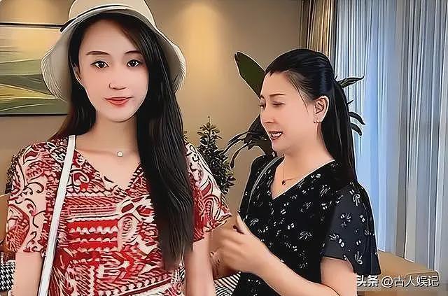 又曝4大瓜！婚前一夜情、张杰官宣退出、吃空饷，个个离谱（组图） - 16