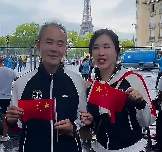 王石田朴珺婚变风波升级，女方整容前旧照被扒，曾为王石跪式服务（组图） - 15