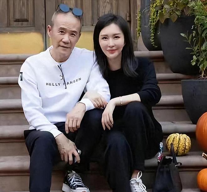 王石田朴珺婚变风波升级，女方整容前旧照被扒，曾为王石跪式服务（组图） - 20