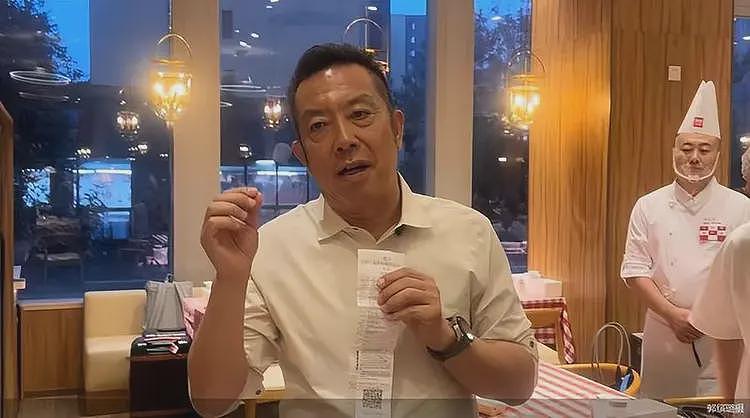 获“救命钱”后,贾国龙摊牌:累计亏损将超6亿!他终于认清自己(组图) - 17