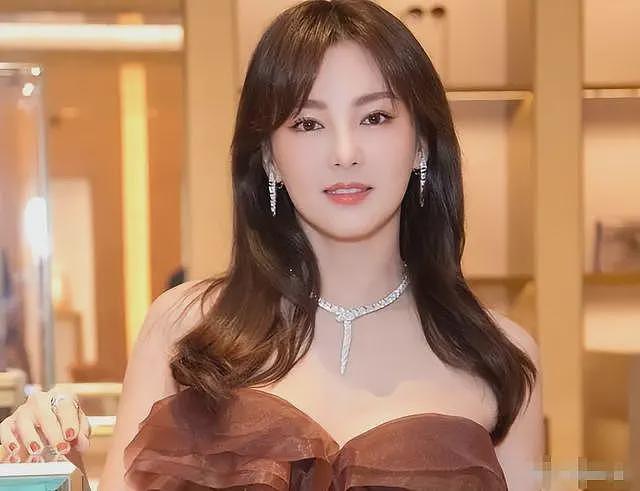 张雨绮事件愈演愈烈，令人担心的事发生，戚薇、李雪琴恐受牵连（组图） - 40