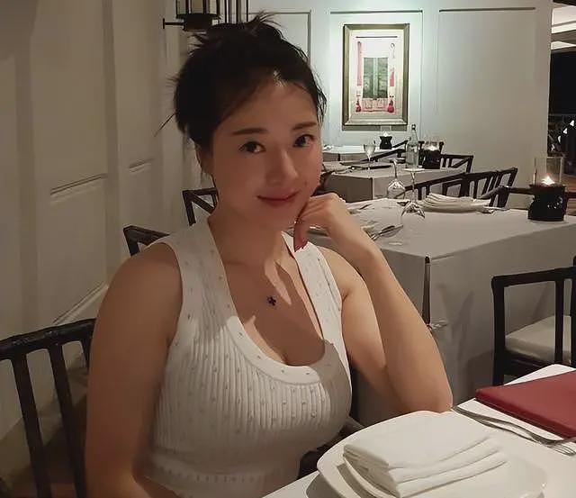“睡下属”，深扒刘强东的多个女人和六个孩子，章泽天地位如何？（组图） - 35
