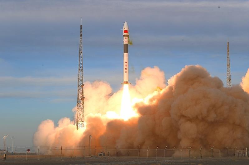 险撞中国卫星效应？ Space X星链大规模降轨（组图） - 2