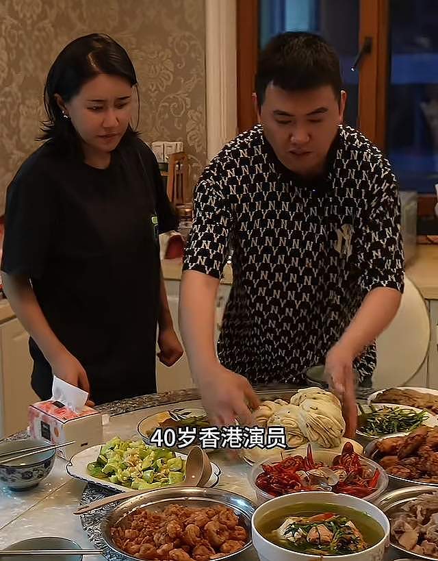 43岁香港过气艳星官宣生子！嫁威海农村小伙，出生便是香港户口（组图） - 9