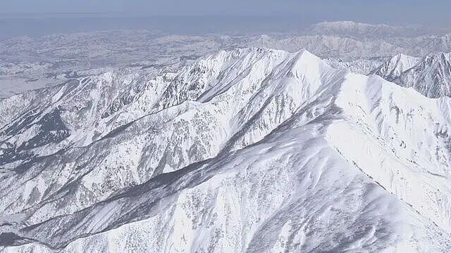 6名中国游客在日本滑野雪误入“死亡谷”，零下18度靠发小红书救命，折腾20小时终于…（组图） - 4