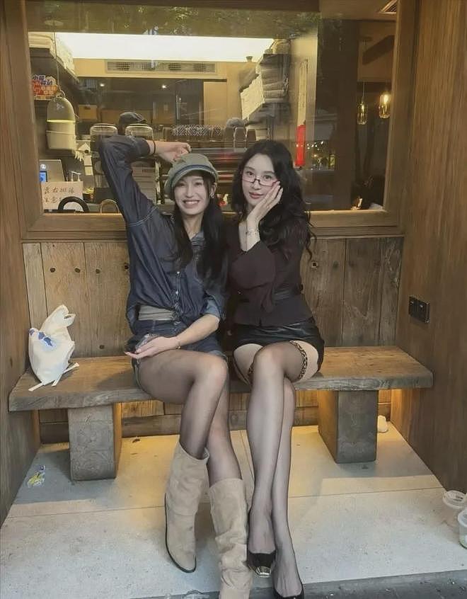 【美女】女子击剑运动员冠军长相靓丽,腰身纤细,丰满身材太完美(组图) - 15