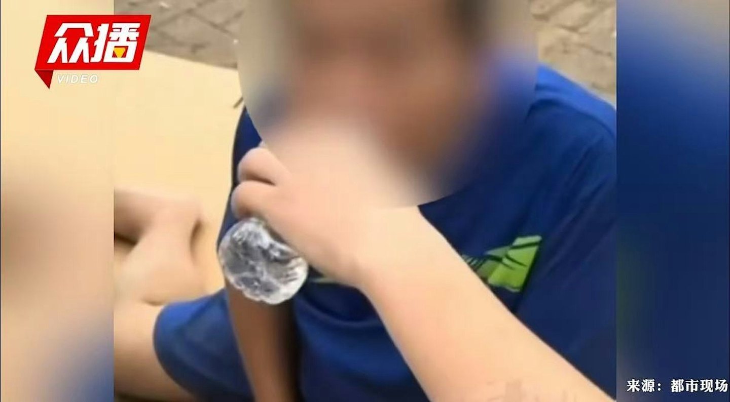 福建男带伤流浪柬埔寨街头，当地华人直播助找家人（视频/组图） - 3