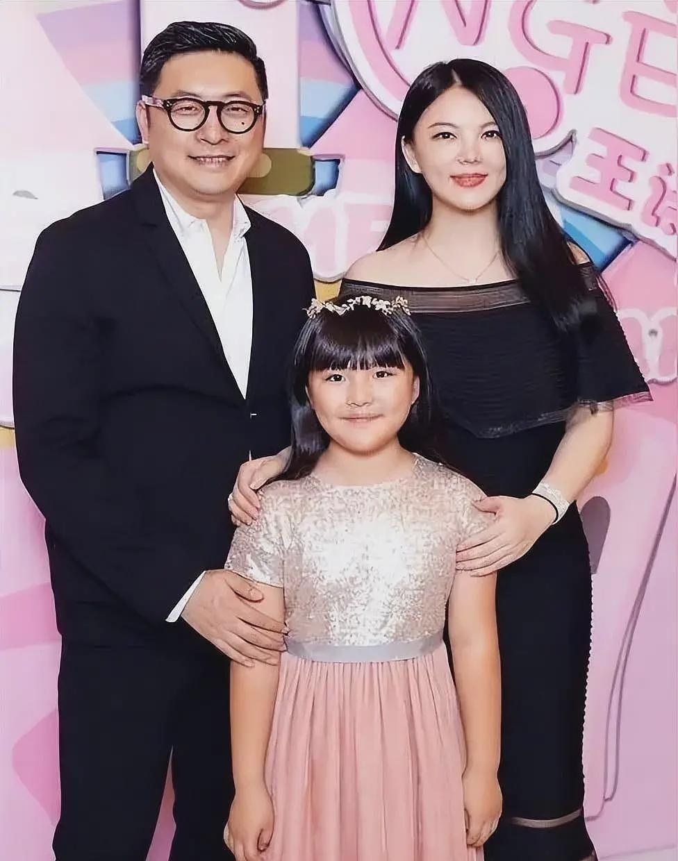 李湘洗钱风波升级！曝王诗龄已休学，对王诗龄的3点爆料全对上了（组图） - 19