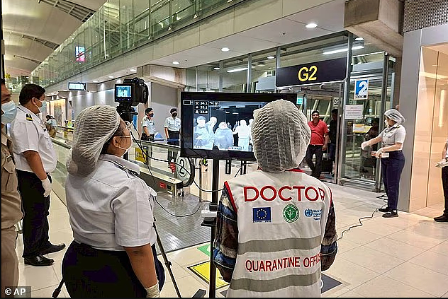 美国拉响警报！CDC紧急监控尼帕病毒，对印度发布二级旅行警告（组图） - 7