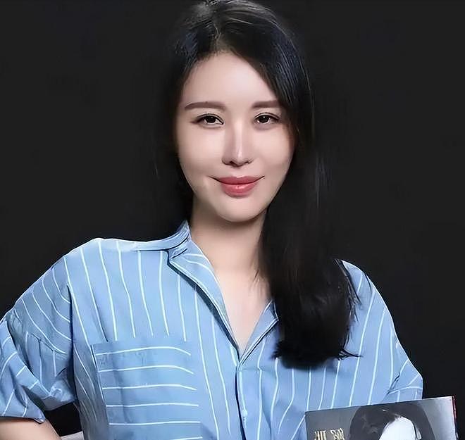 王石田朴珺婚变风波升级，女方整容前旧照被扒，曾为王石跪式服务（组图） - 30
