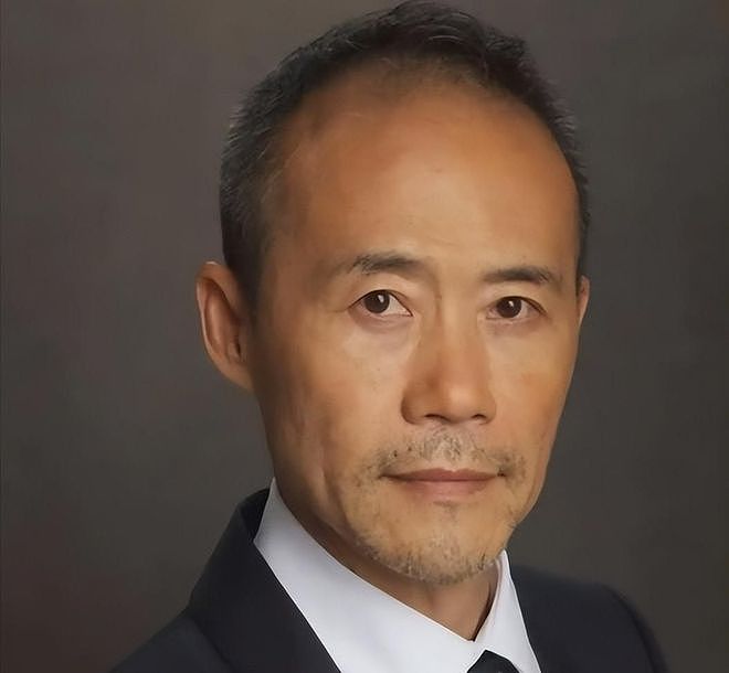 王石田朴珺婚变风波升级，女方整容前旧照被扒，曾为王石跪式服务（组图） - 17