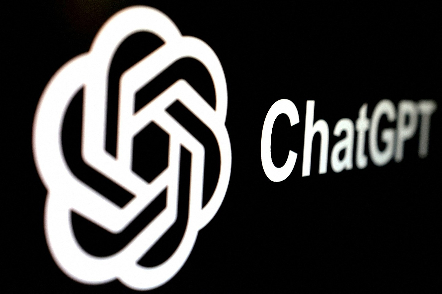 美国男子约会“全靠ChatGPT找话题！”女子神提问，AI即揭穿是渣男（组图） - 3