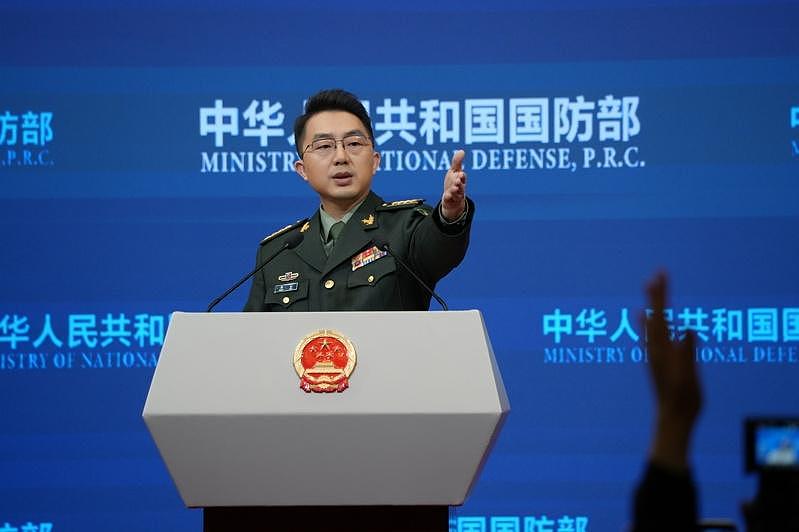 媒体狂问张又侠落马 中国国防部：越纯洁越有战斗力（组图） - 1
