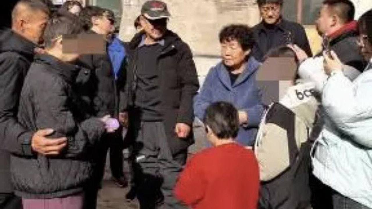 山西女硕士患精神分裂失踪后生子，检方指孩子父亲情节轻微不起诉（组图） - 1