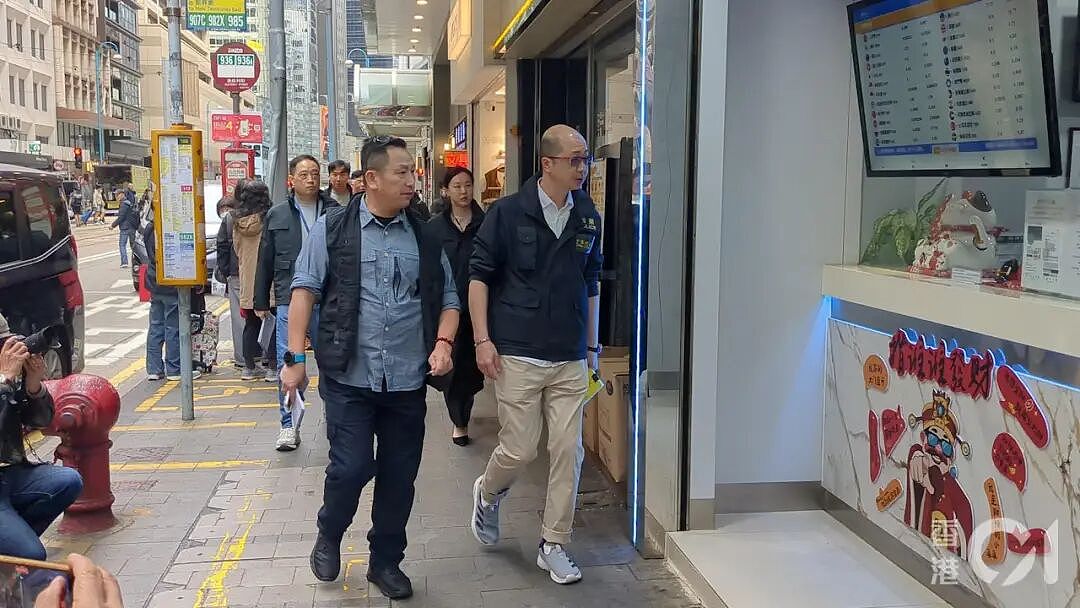 噩梦!东京羽田机场被抢劫1.9亿日元现金的受害男子,飞抵香港又被抢了…(组图) - 8