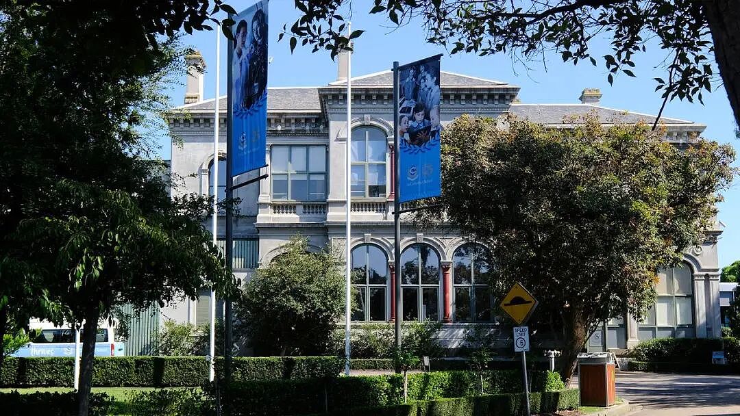 墨尔本上流社会大瓜!Toorak顶私家长为$210万撕破脸,一个说送我的,一个说是贷给你的(组图) - 2