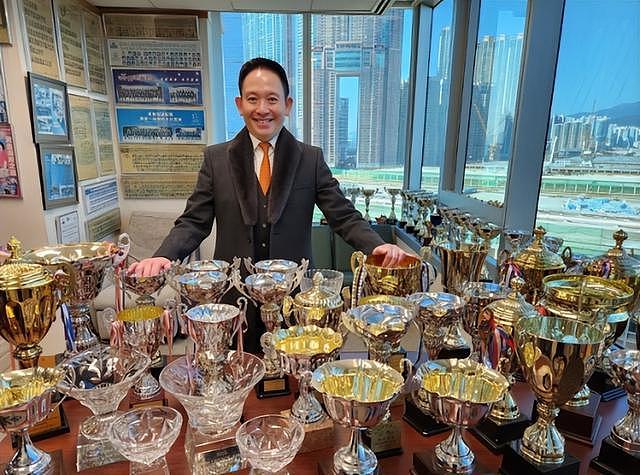 香港知名富豪紧急入院缝合12针，背景深厚，一年内遭遇4次意外（组图） - 1