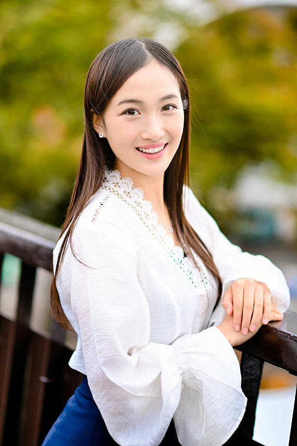 21岁樱花妹拿下日本小姐冠军,出身曝光后全网炸了...(组图) - 4
