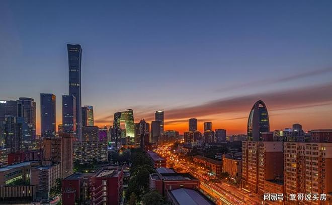 50多了,为了儿子还得加班兼职的挣钱,都是房子惹的祸……(图) - 1