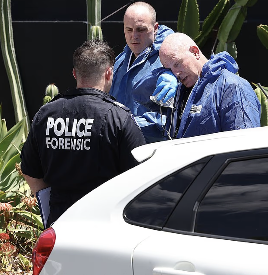 突发悲剧!澳洲富人区一家四口,连同3只宠物,全部家中死亡!门口字条太诡异(组图) - 8