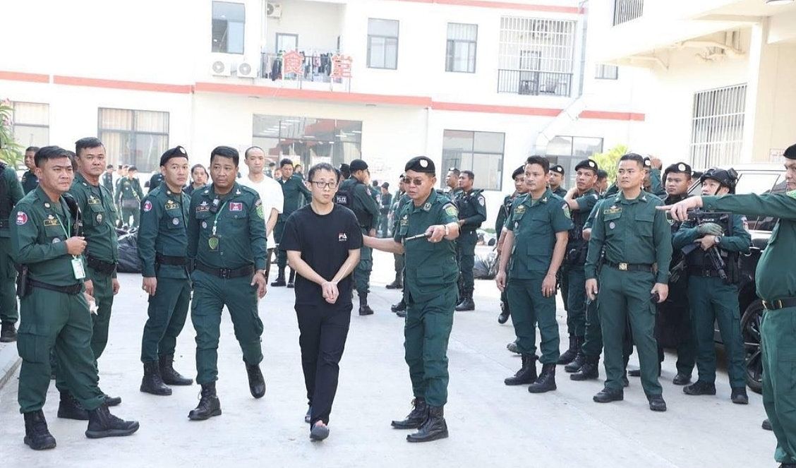 22栋建筑!柬埔寨清剿大型电骗园区,逾2000人被捕多数为中国人(组图) - 6