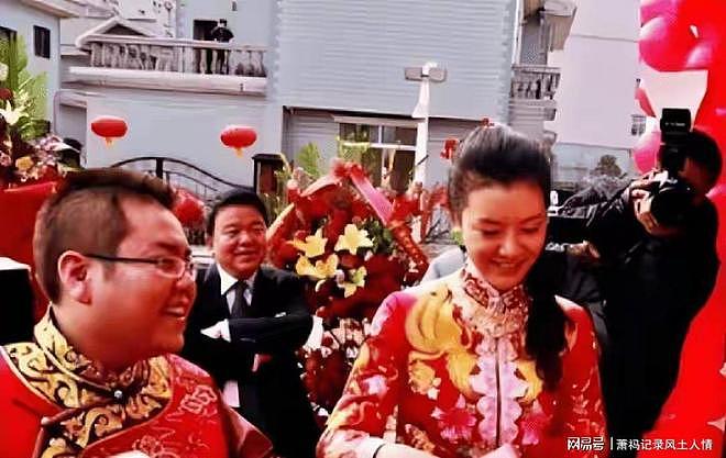 车晓别墅生日宴，闺蜜团素颜吃剩菜，网友：这才是真朋友！（组图） - 4