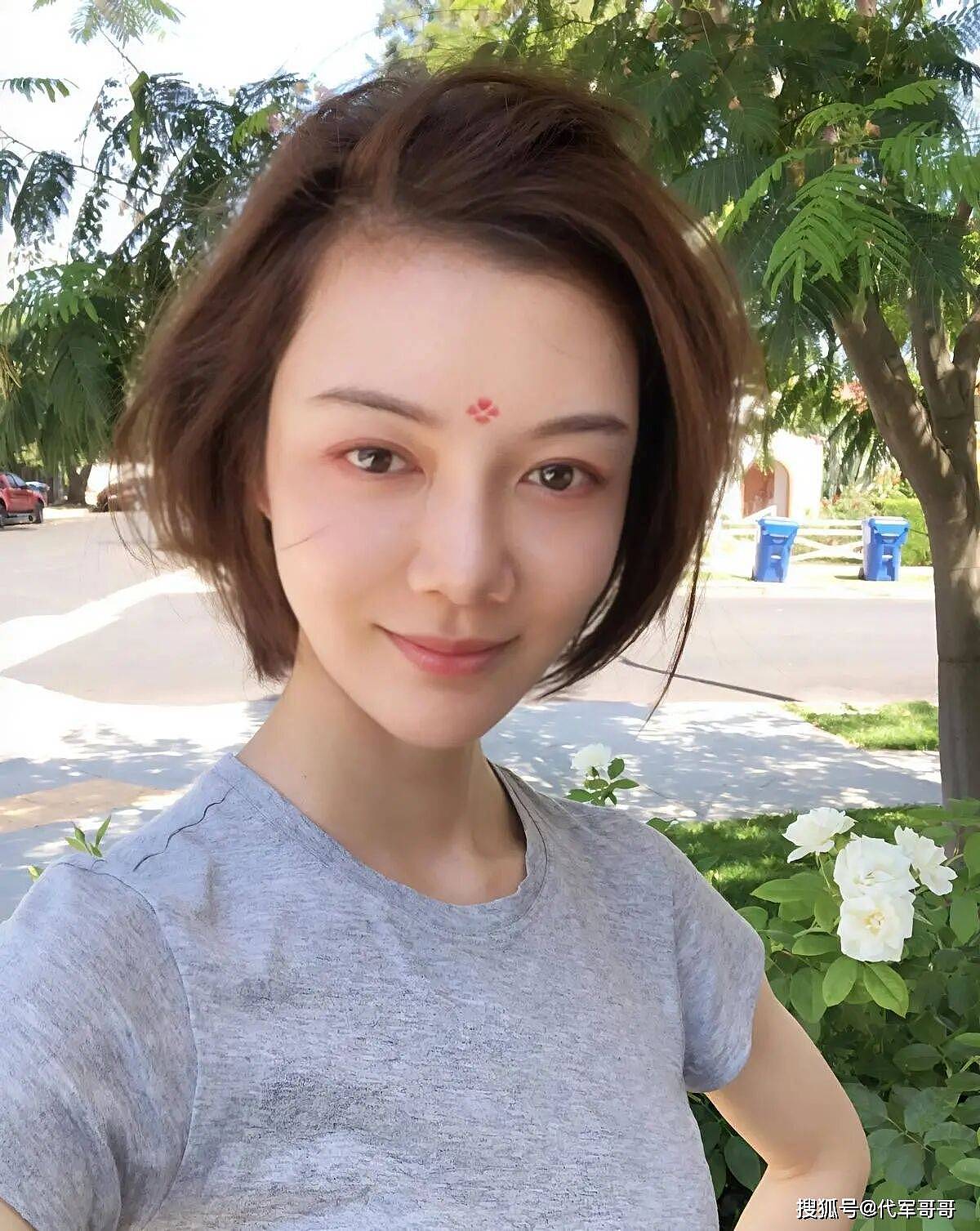 43岁车晓在北京别墅庆生，用剩菜饭招待闺蜜惹争议（组图） - 9