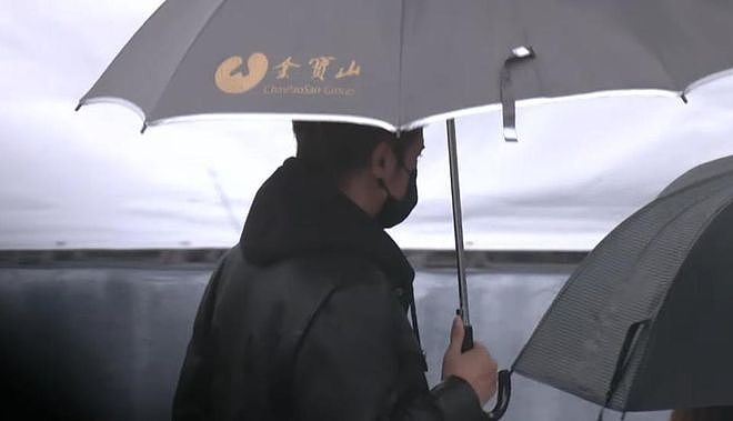 大S去世一周年，具俊晔为其雕像揭幕，众多明星赶来悼念（组图） - 17