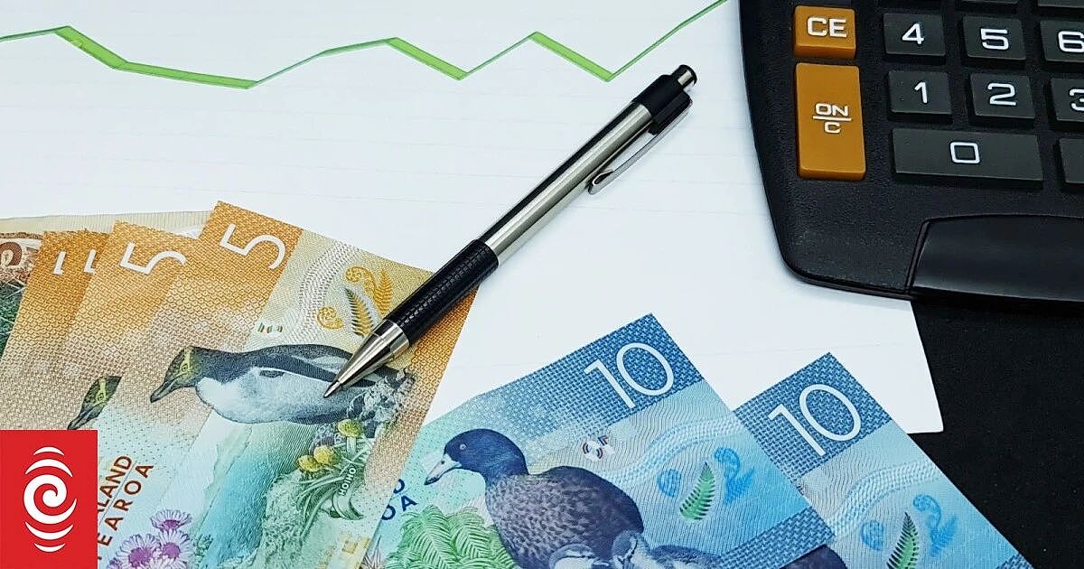 新西兰17年老店宣布关门！数万人提前动用退休金，史上最大提取量！无证离校青年创十年新高！上万高中生毕不了业（组图） - 5