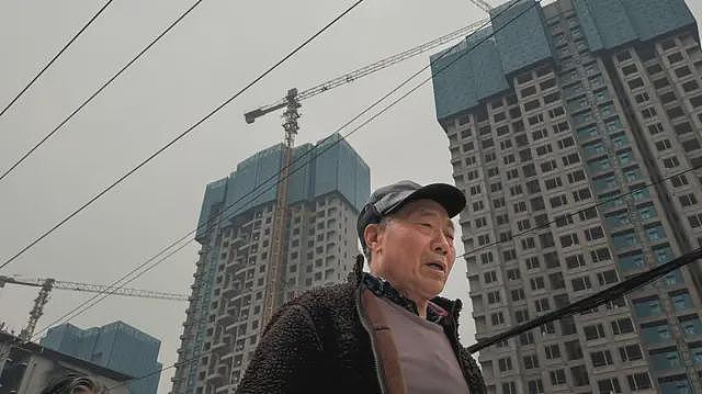 “你凭什么觉得自己是例外？” 中美“斩杀线”的讨论与民众的质疑（组图） - 4