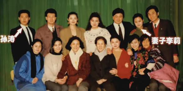 【情感】永远退出春晚!演员孙涛怒斥谣言含泪护妻,曾18次登上春晚,与妻子恩爱30年无绯闻(组图) - 8