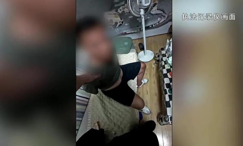 与100多名女性保持暧昧关系!“飞行员”落网(组图) - 5
