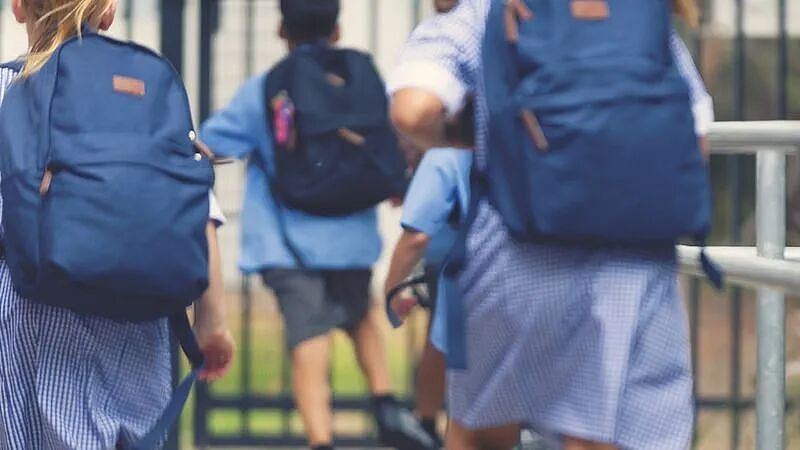 澳洲警察警告家长：开学了，孩子照片别乱发（组图） - 2
