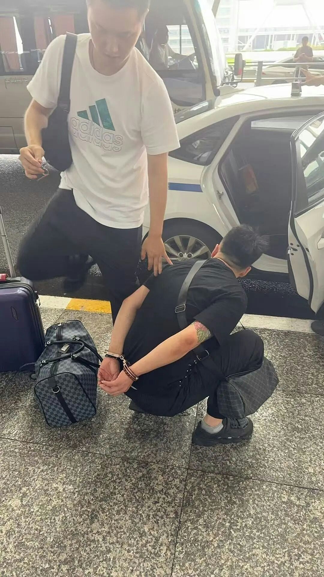上海警方打击电信诈骗境外回流人员拘277人　揭园区管理森严内幕（组图） - 2