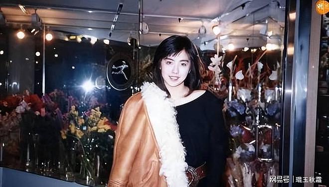 王祖贤59岁未婚未育，一举动口碑暴涨引齐秦惊叹（组图） - 14