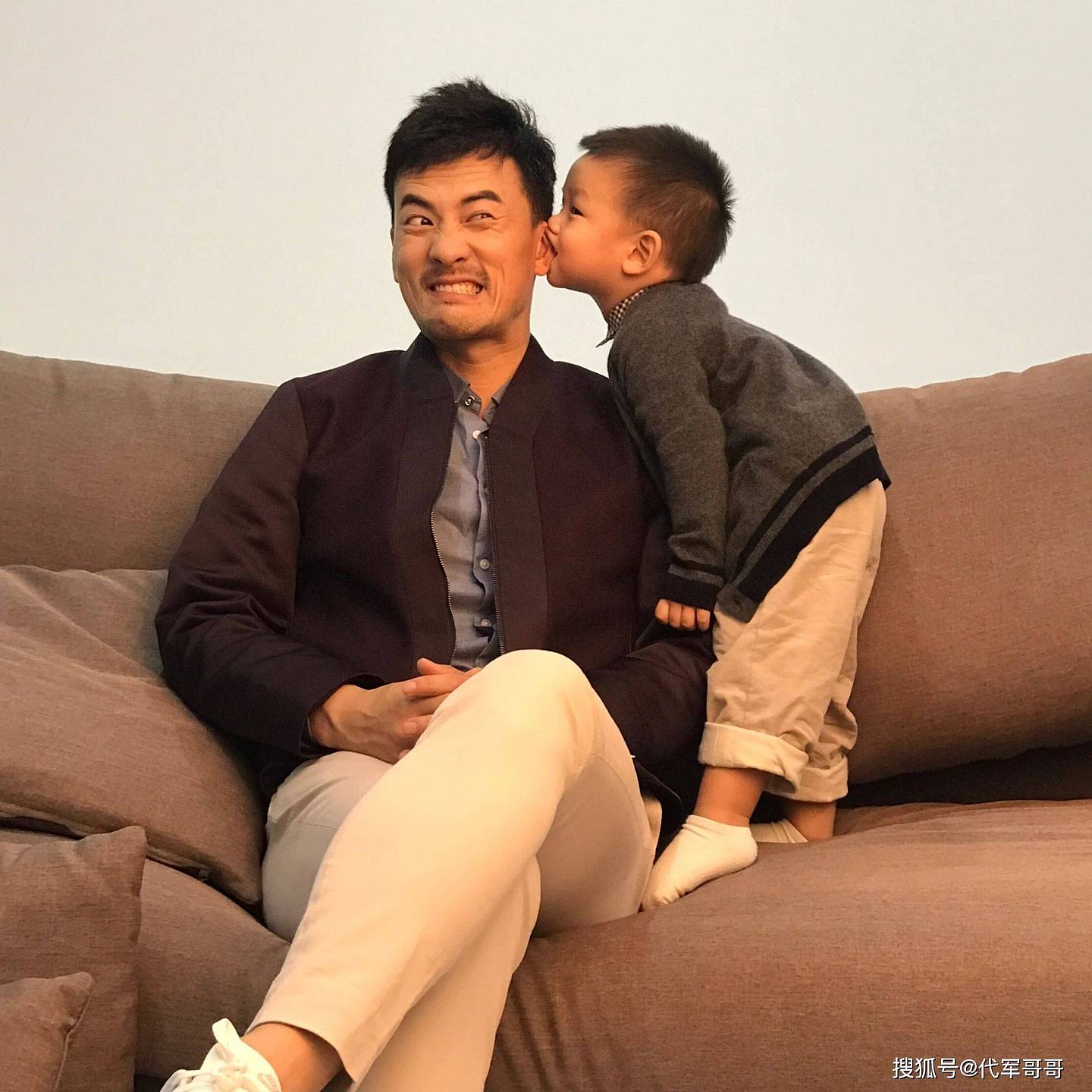 离婚8年后，何洁做梦也没想到，被嘲软饭男的前夫赫子铭口碑逆转（组图） - 8