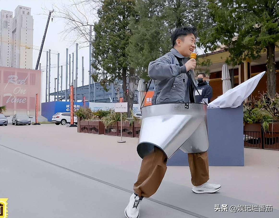 周冬雨参加真人秀，带酒壮胆，被王传君深情表白...（组图） - 9