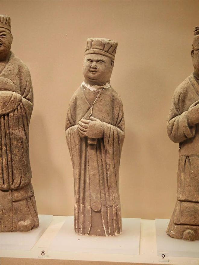 南京博物院一陶俑撞脸郭德纲，院方：的确在历史馆展出（组图） - 2